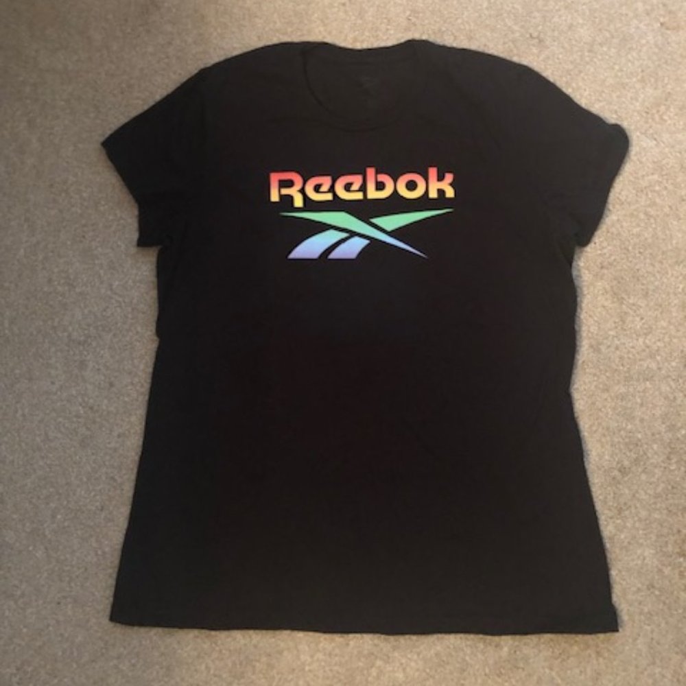 Reebok Women's TShirt Black with Multi-Colored Logo Size XL